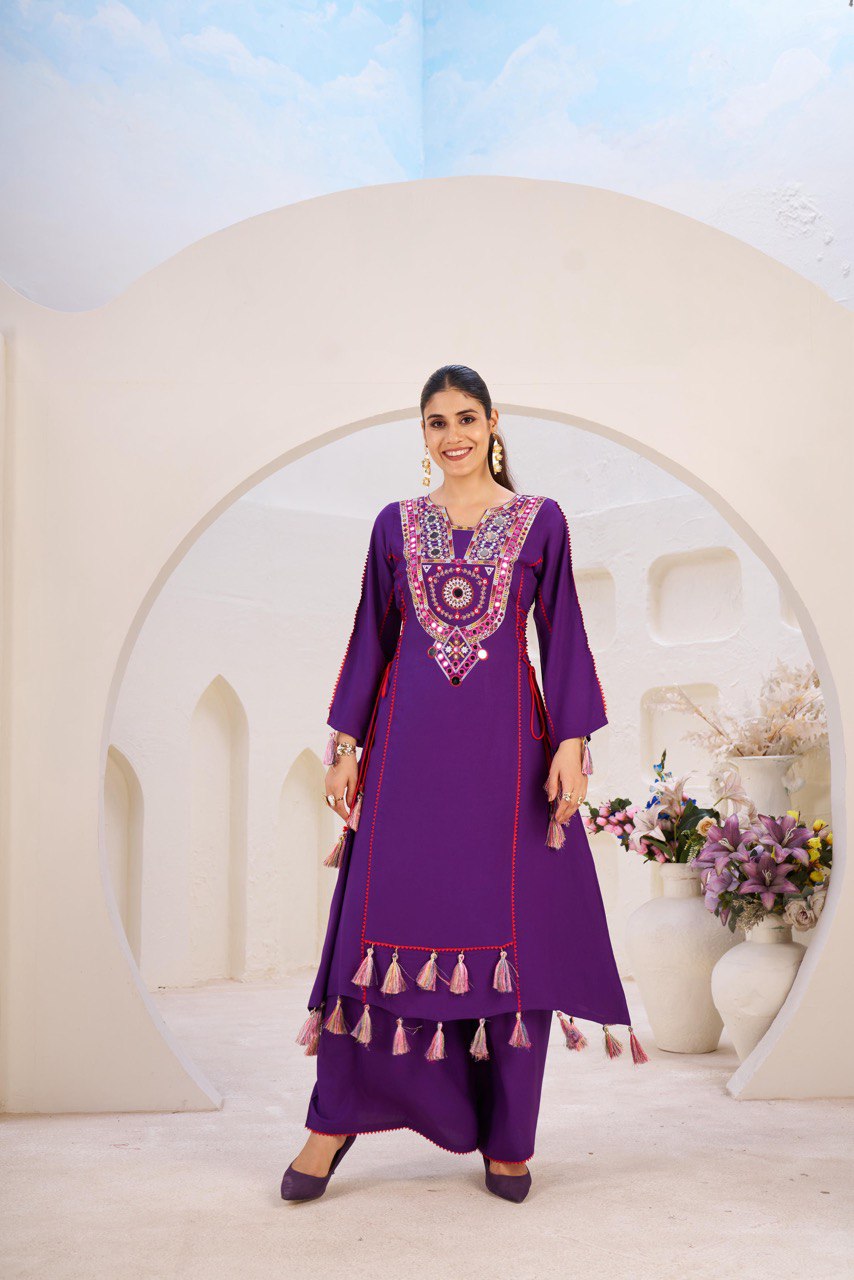 trendy mirrorwork cord-set
